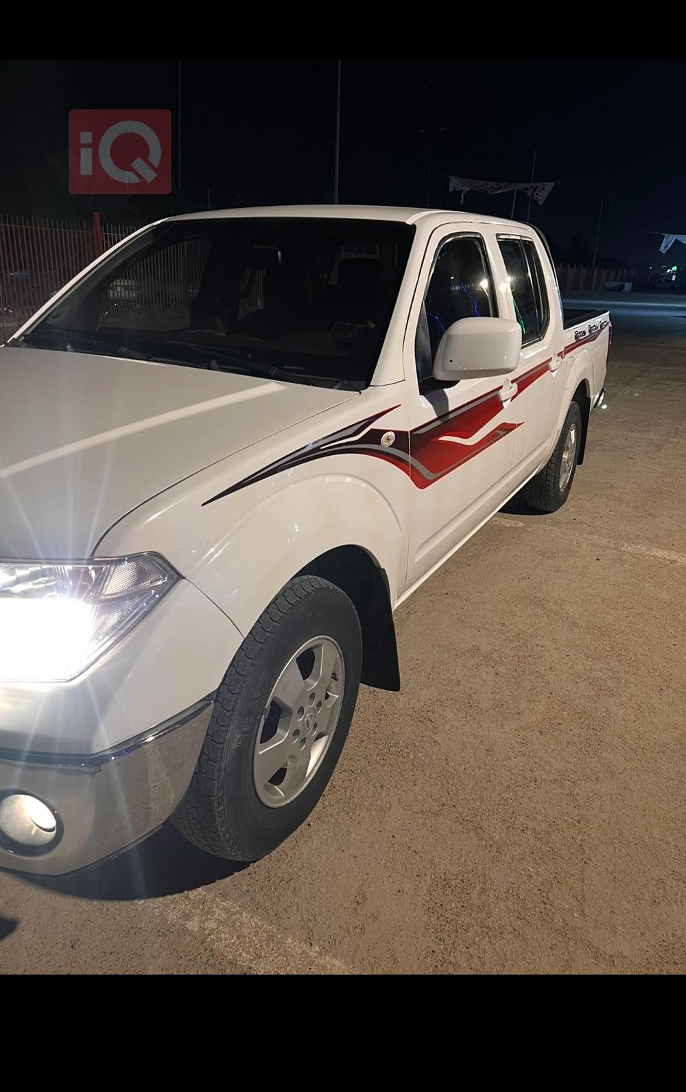 نيسان نافارا